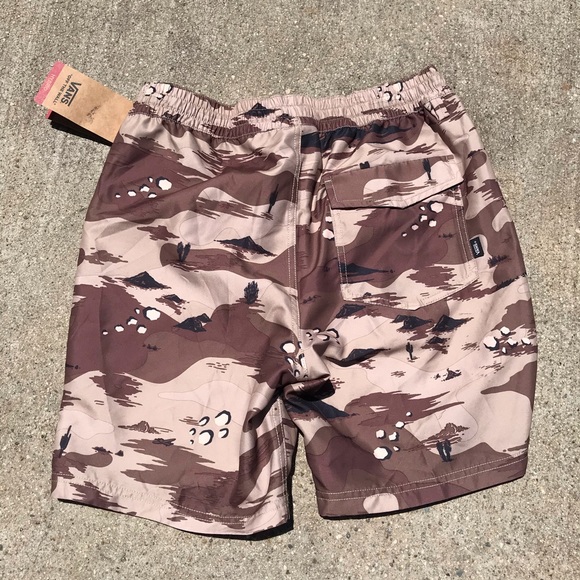 Vans Storm Camouflage Hybrid Shorts - Picture 7 of 8
